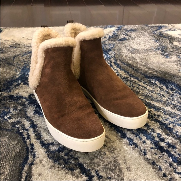 Michael Kors booties - Picture 3 of 8